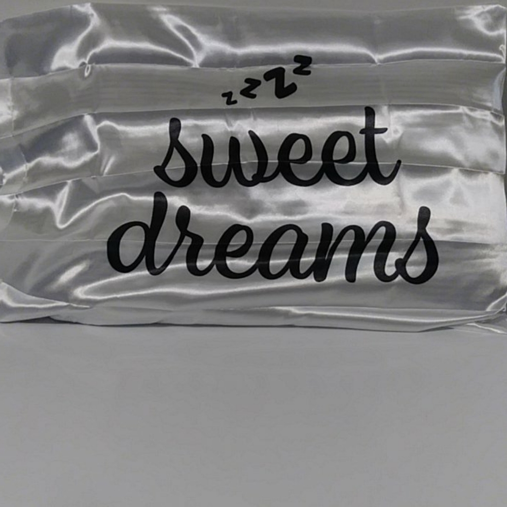 🔥 Sale🔥 Two (2) Classic satin pillowcases